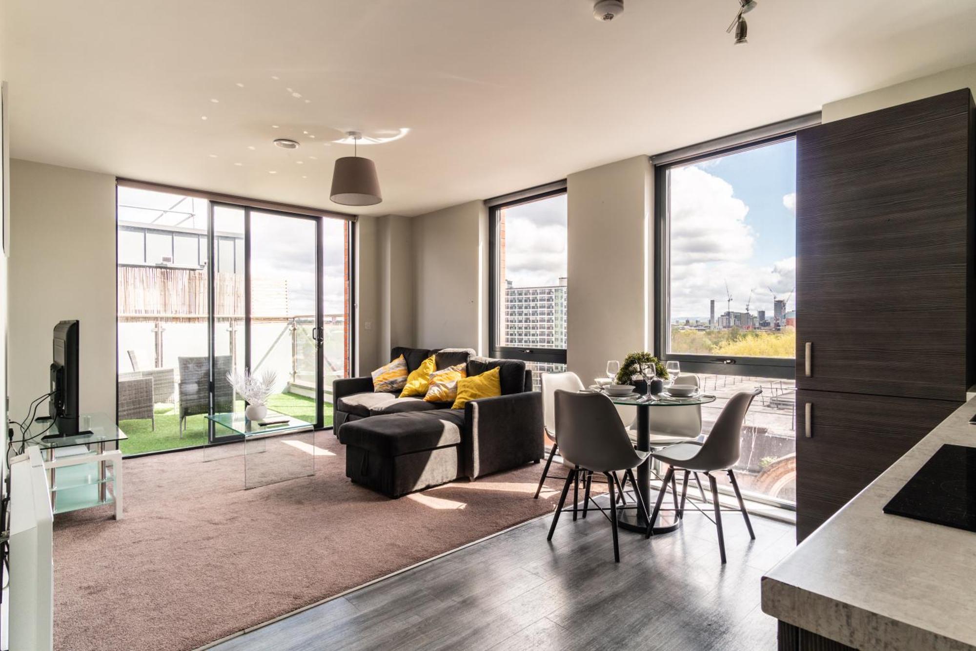 Prime Location 1 Bed Penthouse Manchester